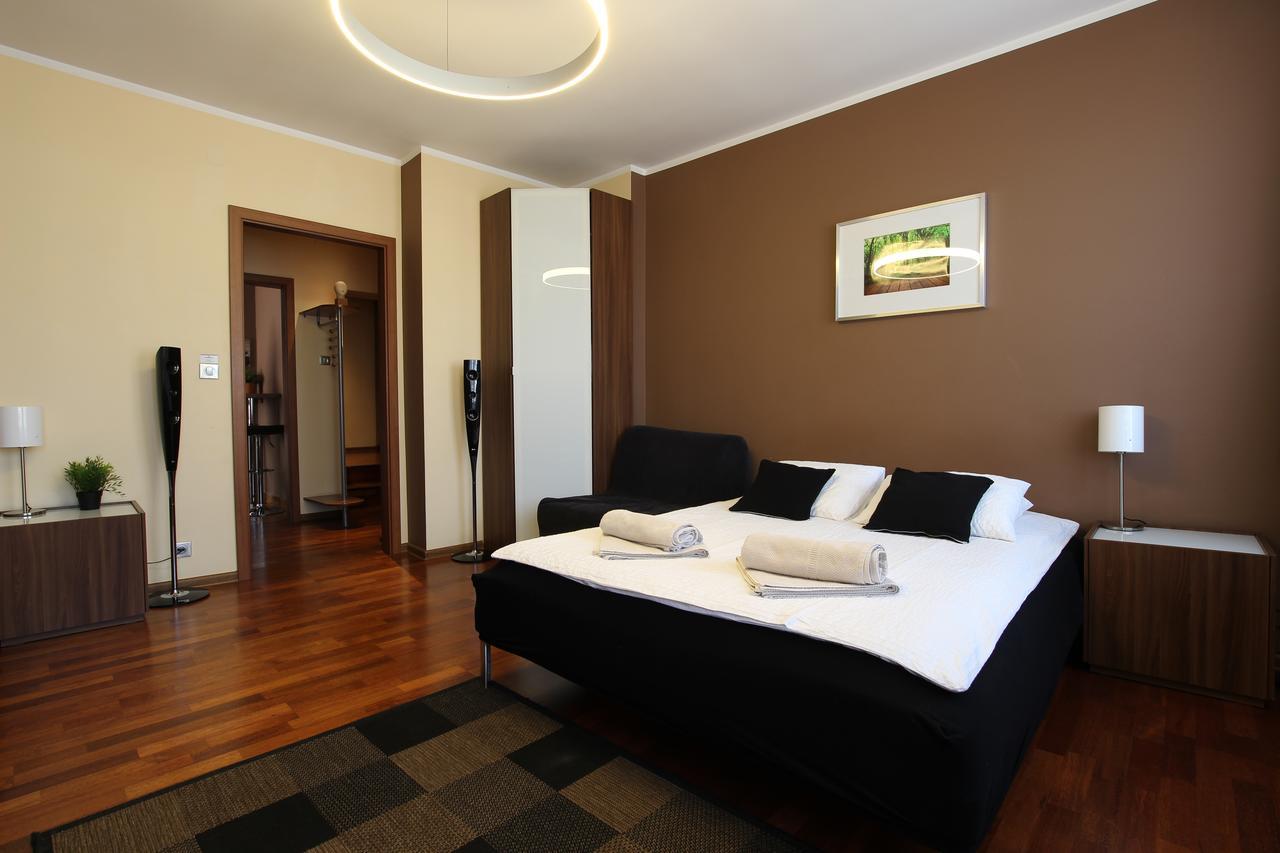 Rainbow Apartments 1 Cracovia Exterior foto